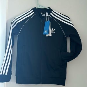 NWT Adidas zip up (9-10)